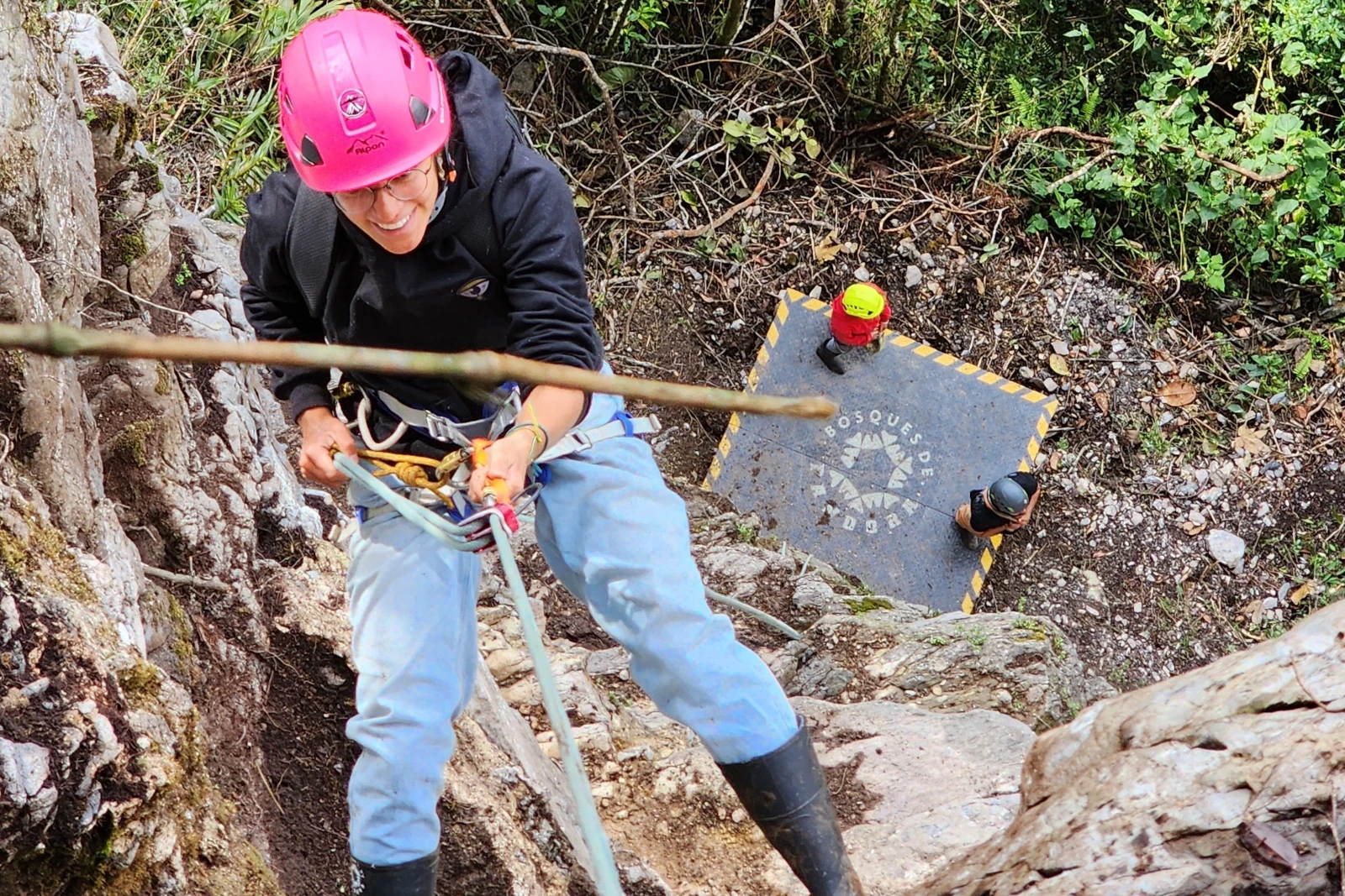 Rapel Abismo Sagrado bosques de pandora Rapel Abismo Sagrado bosques de pandora
